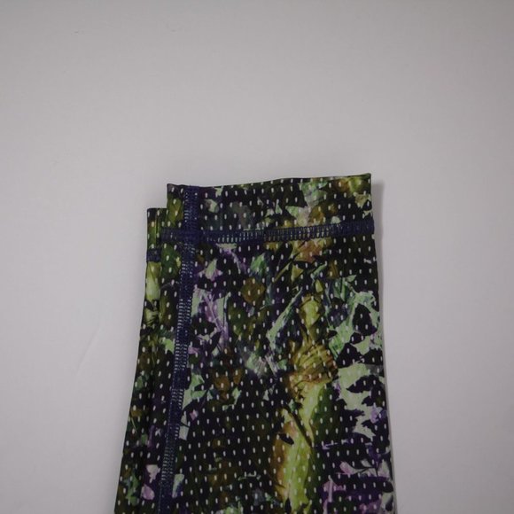 LULULEMON Wunder Under Crop II Full-On Luxtreme Roll Down Size 6 Floral - Picture 4 of 9